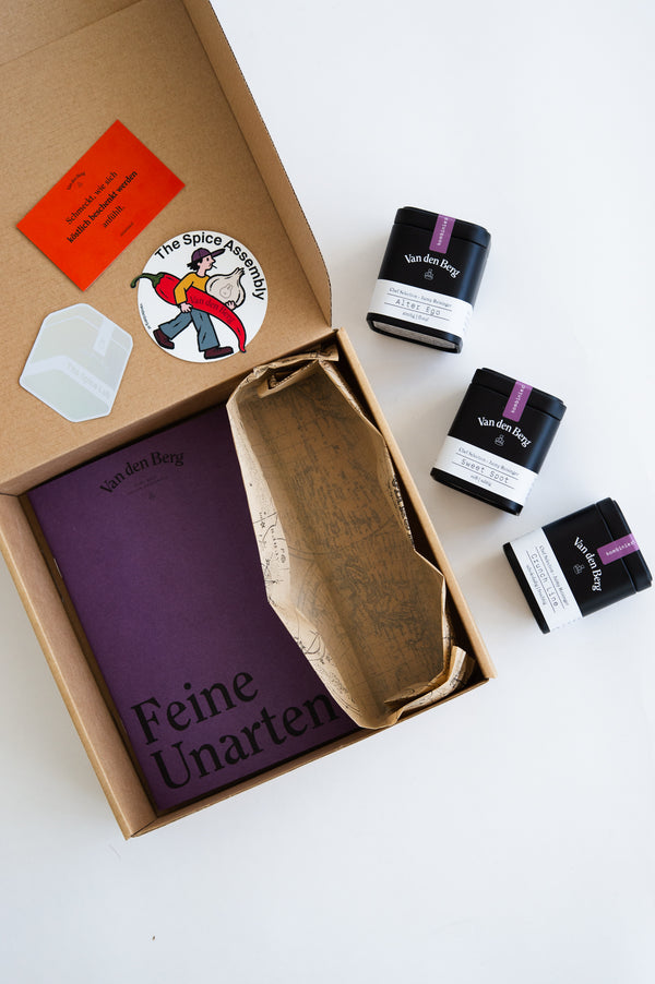 Signature Gewürzbox von Van den Berg × Jaimy Reisinger mit Sweet Spot, Crunch Line, Alter Ego und Rezeptheft