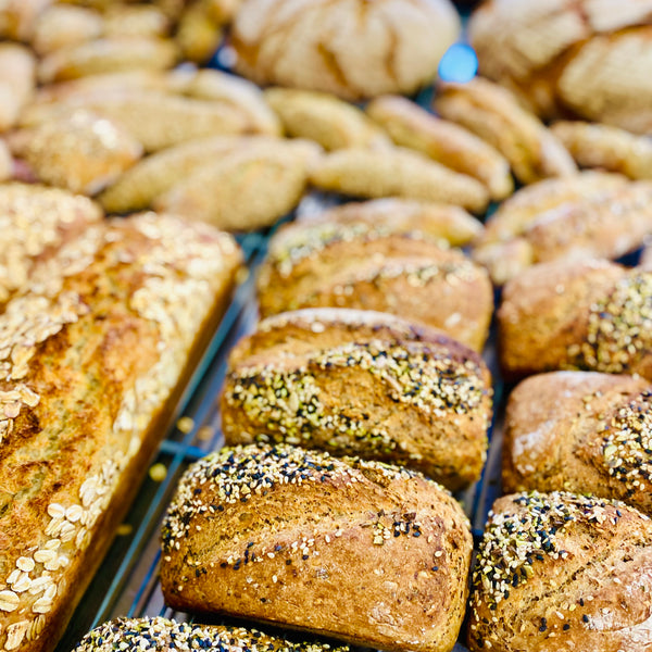 Master Class - Brot backen Natursauerteig (mit Brot-Expertin und Paneologin Eva Maria Lipp)