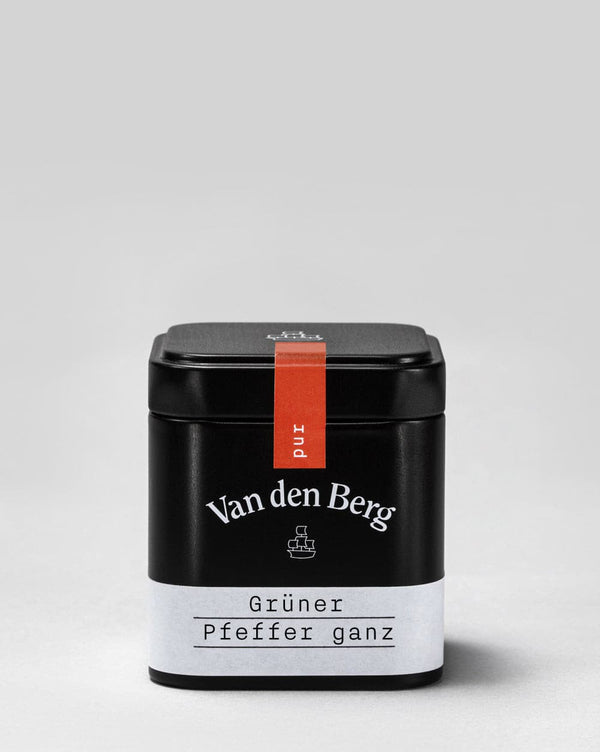 Malabar Pfeffer, grün, ganz.