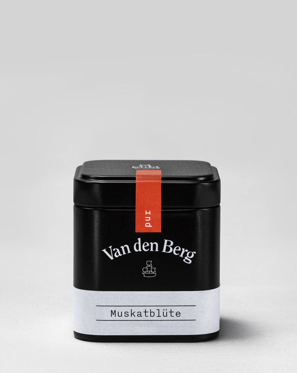 Muskatblüte, ganz.